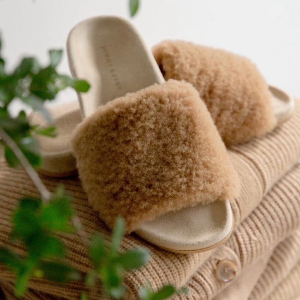 Brand new size 37 Jenni Kayne Shearling Slide Sandal, retail $325